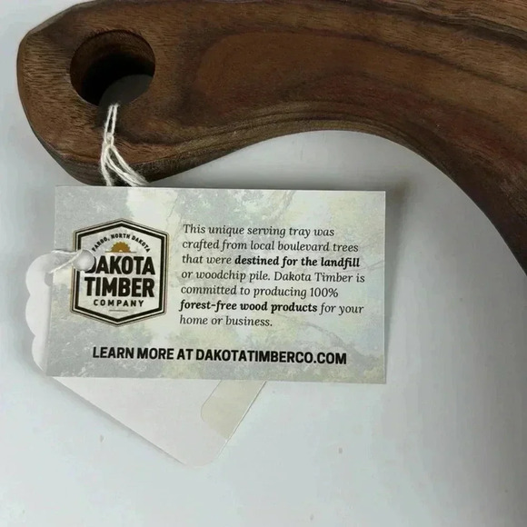 Charcuterie Wood Board 21”x6”x1” NEW NEVER USED made DAKOTA TIMBER CO HARDWOOD - Picture 6 of 7